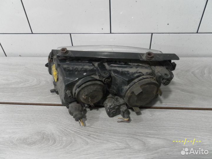Фара правая Линза VW Passat B5