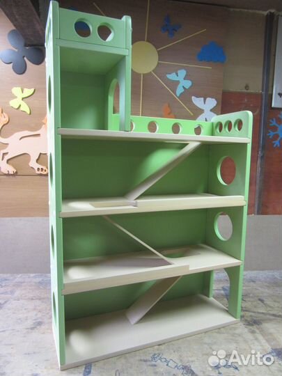 Детская парковка для машинок