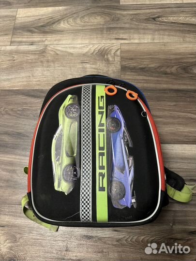 Школьный рюкзак