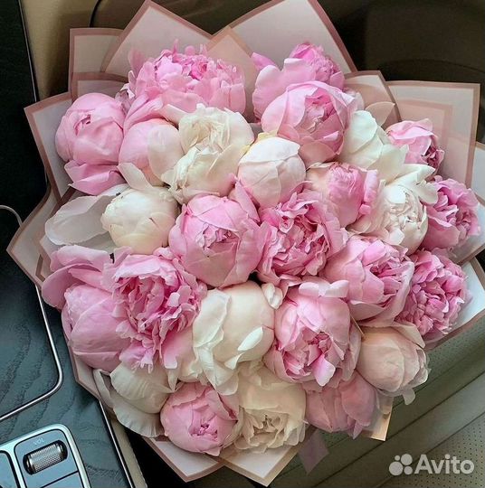 Пионы Букет пионов Доставка цветов