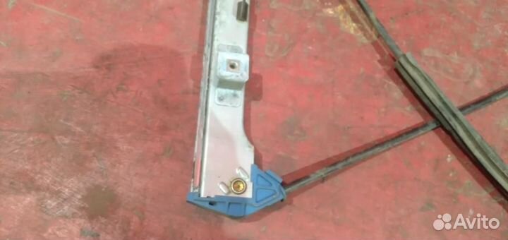 Сеат кордоба стеклоподъемник передний левый поло