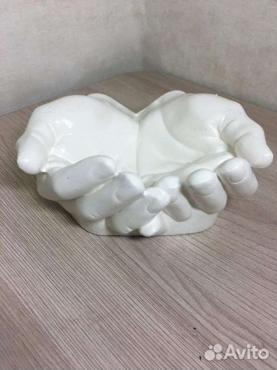 Гипсовое кашпо ручной работы