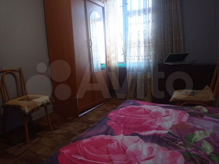 Комната 8 м² в 3-к., 6/9 эт.