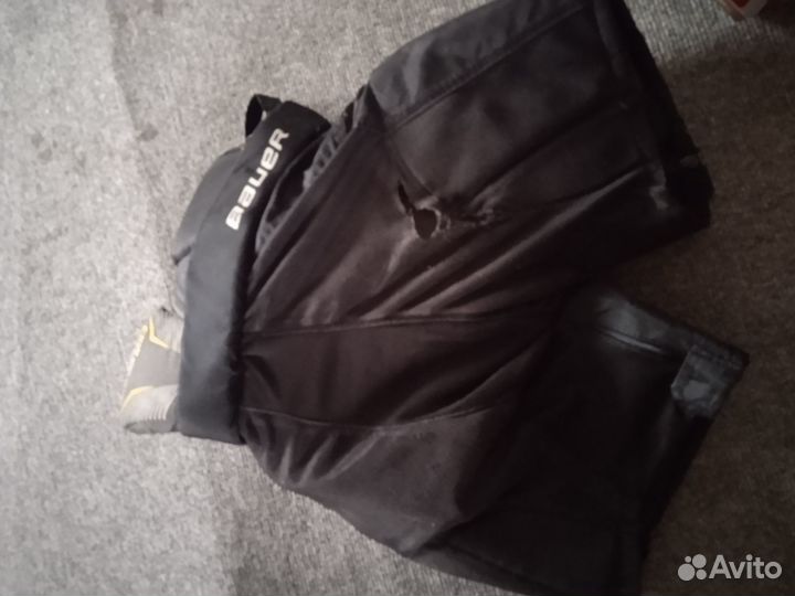 Хоккейная форма, Нагрудник, Щитки, Шорты, Краги