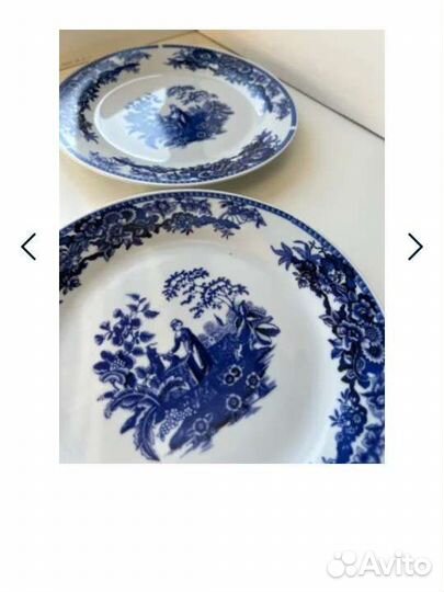 Фарфоровые тарелки набор
