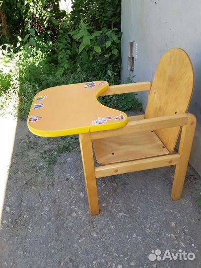 Стульчик для кормления