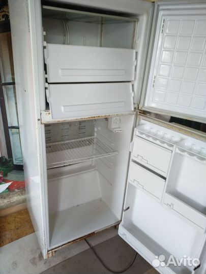 Холодильник бу