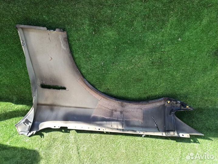 Крыло переднее правое Bmw 550Xi F10