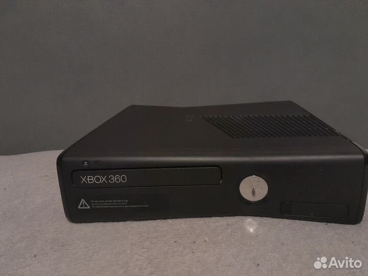 Xbox 360 slim на запчасти