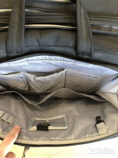 Сумка HP на колесиках для ноутбука