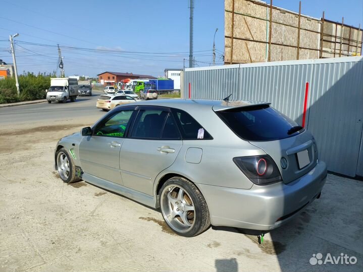 Toyota Altezza 2.0 AT, 2002, 280 000 км