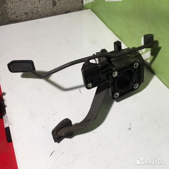 Блок педалей Шевроле Лачетти