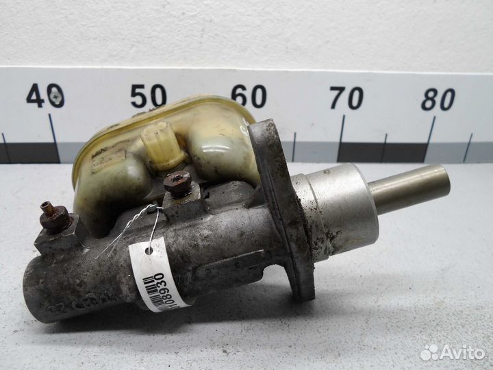 Цилиндр тормозной главный Jeep Grand Cherokee 2 (W