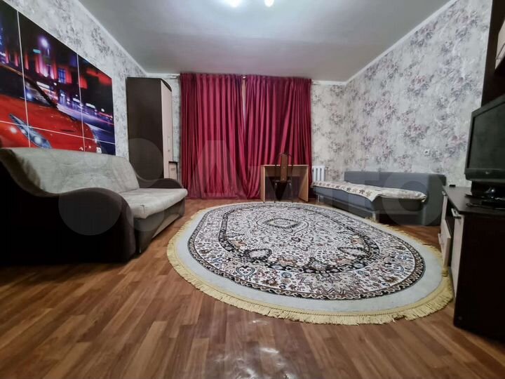 2-к. квартира, 80 м², 3/3 эт.