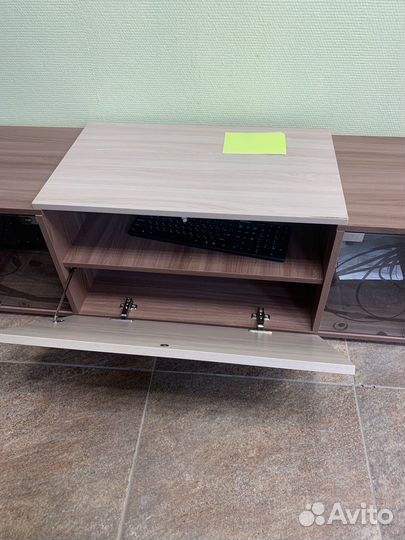 Тумба под телевизор