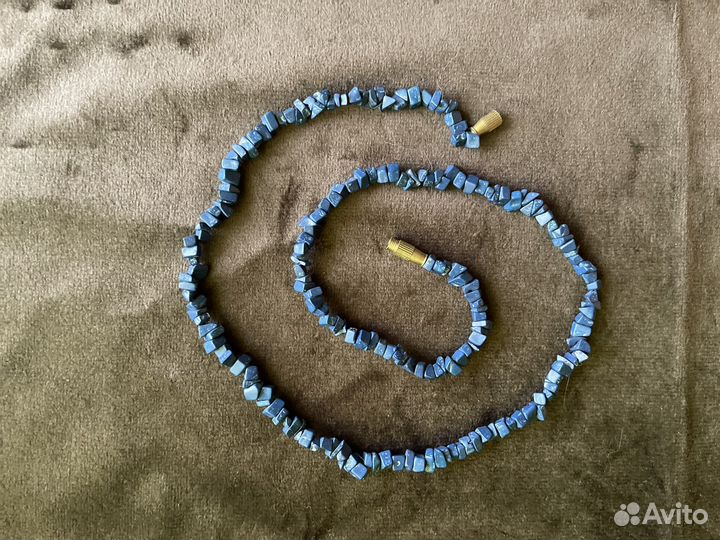 Бусы из лазурита