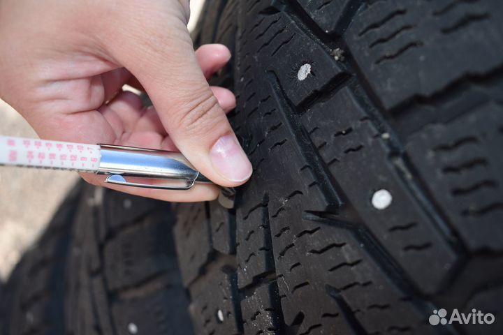 Nokian Tyres Hakkapeliitta 7 SUV 215/55 R18 99T