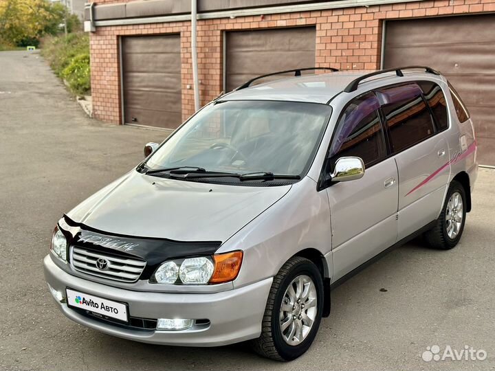 Toyota Ipsum 2.0 AT, 1996, 158 000 км