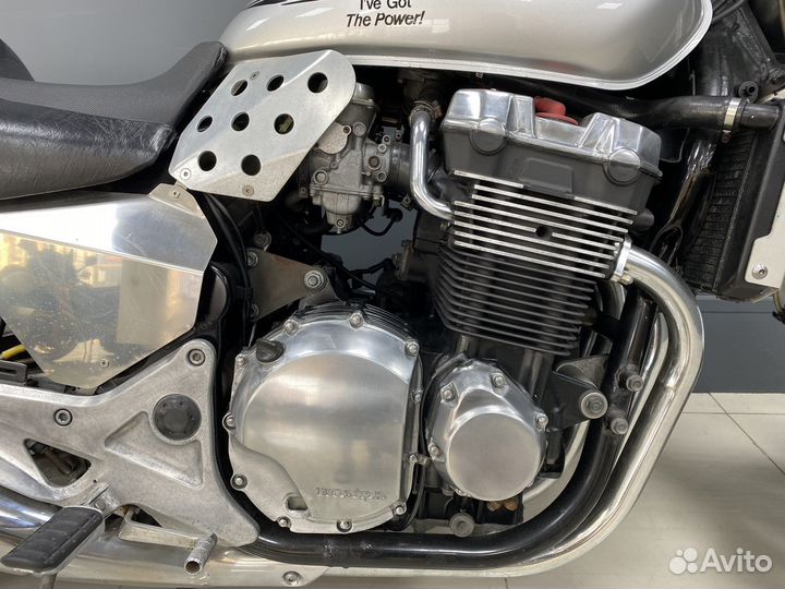 Мотоцикл Honda X4