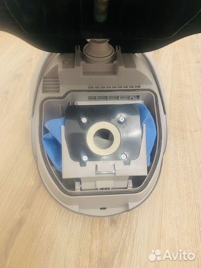 Пылесос Samsung Easy 1800W