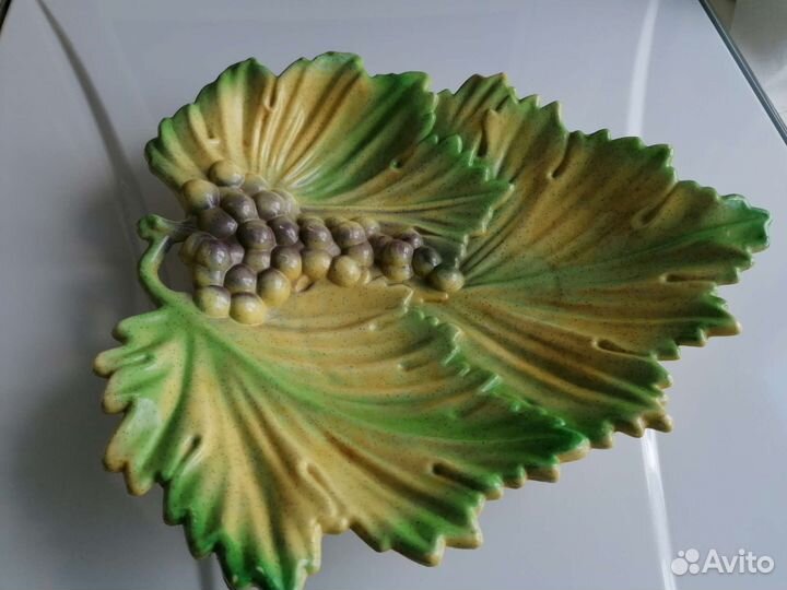 Блюда большие и чайничек