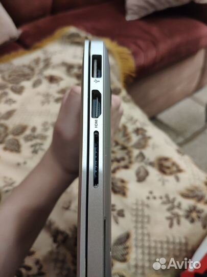 Apple MacBook Pro 13 2015 i5 2.7hz 128гб
