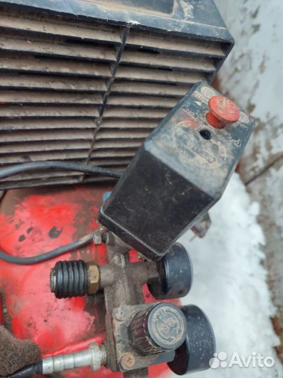 Компрессор маслянный бу 24 л