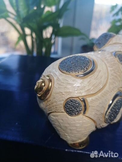 Скульптура свинка Уругвай De Rosa Клеймо