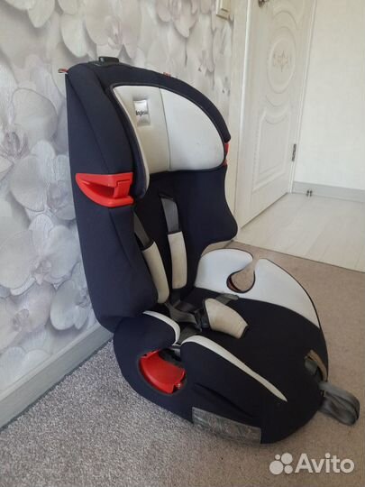 Детское автокресло Inglesina (9-36кг)