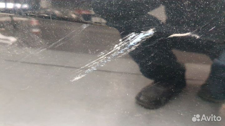 Дверь боковая правая передняя Lexus IS