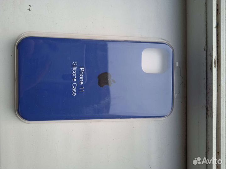Чехол на iPhone 11