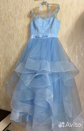 Платье вечернее