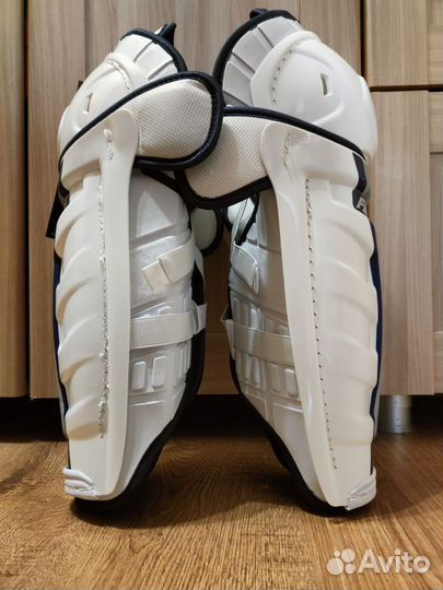 Щитки хоккейные flame