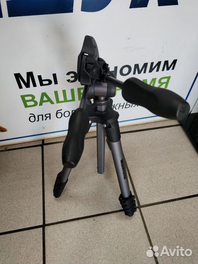 Штатив Manfrotto