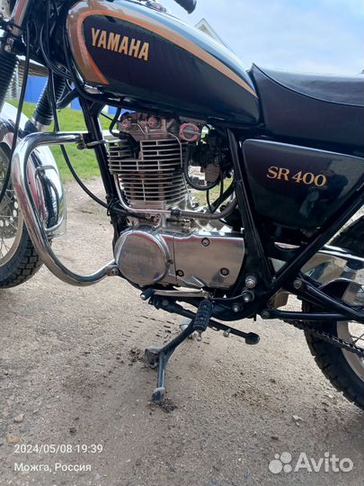 Yamaha sr400