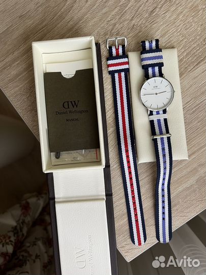 Часы daniel wellington
