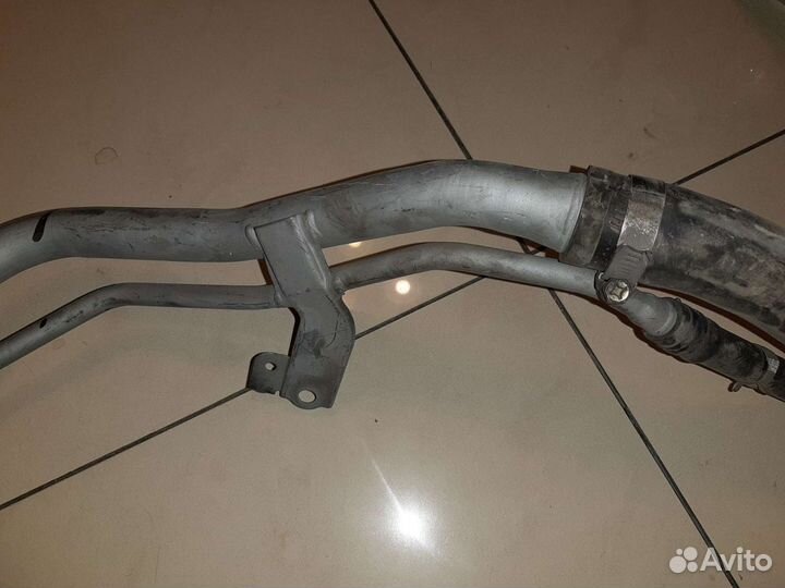 Горловина топливного бака Субару Форестер sh 2010г