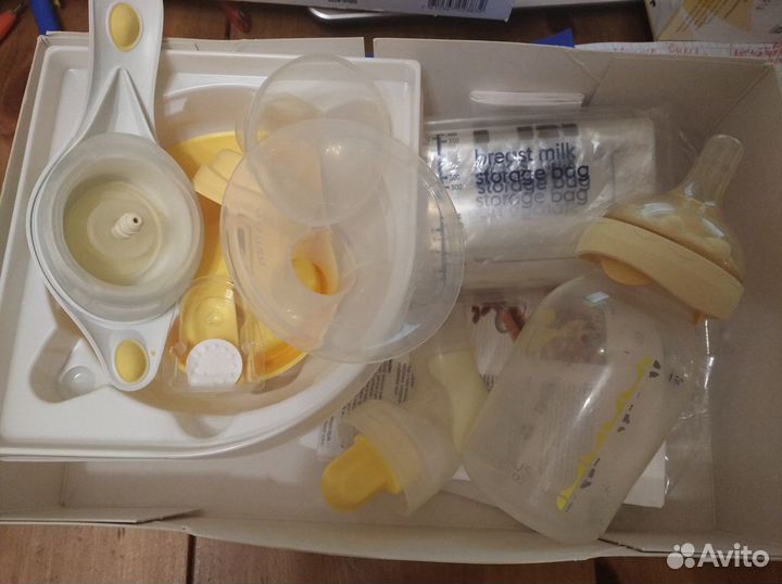 Молокоотсос ручной Medela