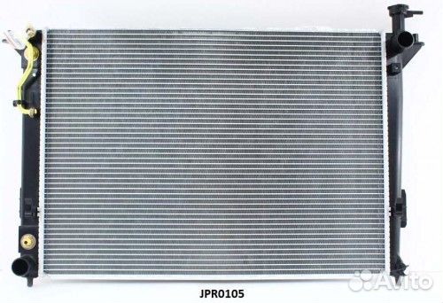 Радиатор охлаждения двигателя hyundai santa FE