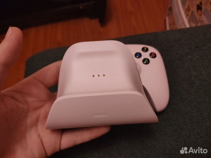 Геймпад беспроводной 8BitDo Ultimate 2.4G розовый