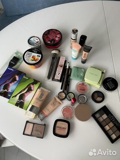 Набор косметики пакетом