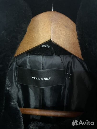 Меховая куртка женская