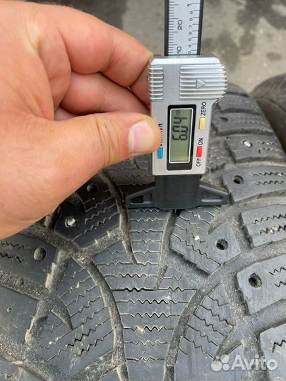 Continental Conti4x4IceContact 235/65 R17 108Q