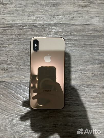 iPhone Xs, 64 ГБ