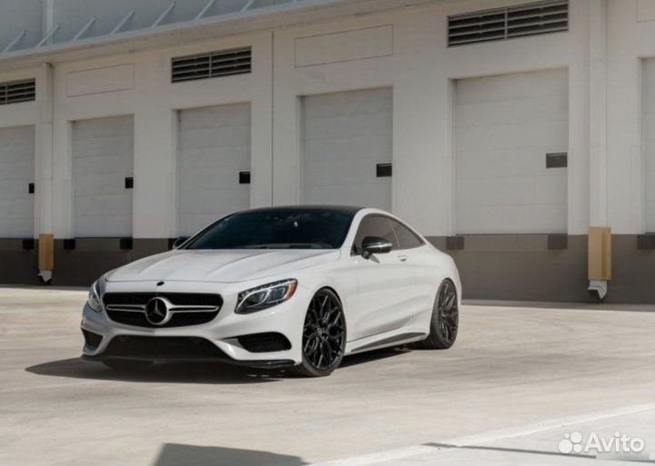 Кованые диски в стиле Vossen для Mercedes c217 R22