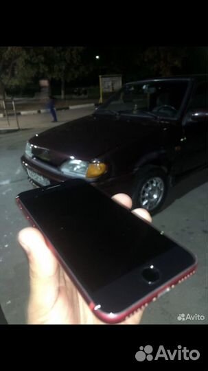 iPhone SE, 128 ГБ