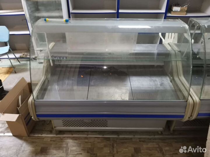 Холодильная витрина Ариада