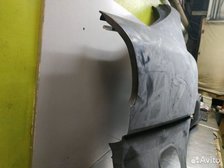 Крыло заднее правое Mitsubishi Carisma DA