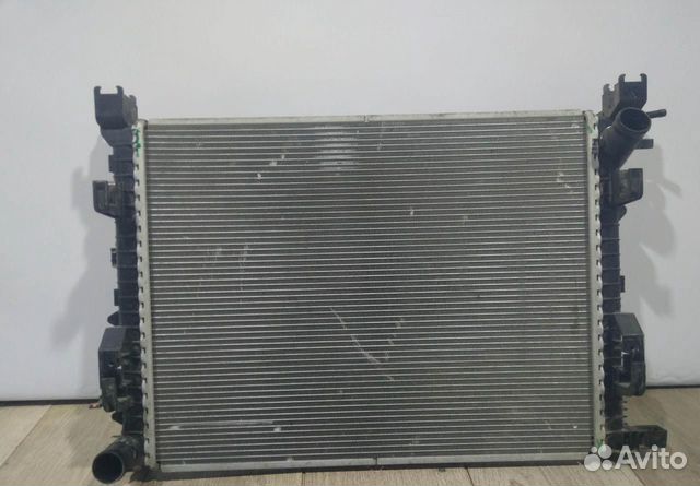Радиатор охлаждения бу Renault Kaptur OEM 21410804