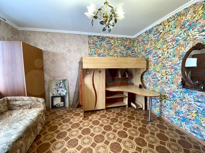 2-к. квартира, 48 м², 8/10 эт.